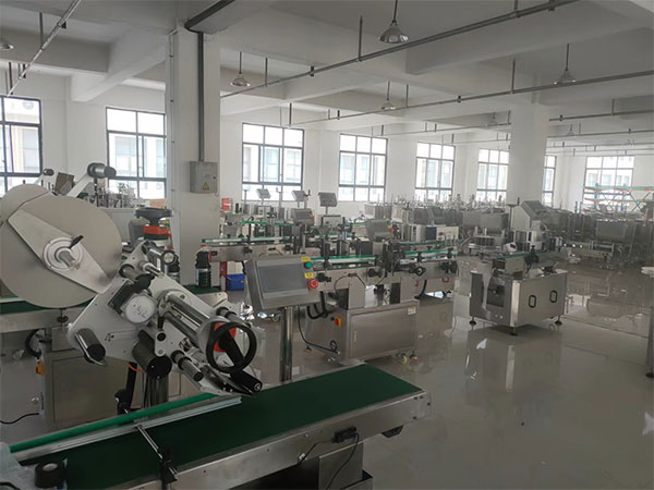 全自動多功能貼標機設備展示圖